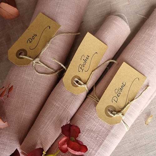 Pièces de la box Kitac tablier japonais en lin rose