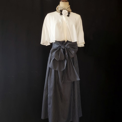 jupe-lelegante-longue-popeline-noire-rayures-noeud-popeline-et-linon-kitac diy jupe l'élégante de Popeline et Linon version longue noire rayé blanc avec noeud