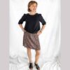 kitac-jupe-kate-blandine-les-creatives-dinan Jupe courte Kate, Les créatives Dinan dans un imprimé fleuri et une ceinture fantaisie élastiquée. Blandine de plein pieds,kitac,made in france,box couture,box cadeau,box prêt-à-coudre,box pret a coudre,apprendre à coudre,couture debutant,machine a coudre,savoir coudre,box mode,box vetement,jupe à coudre,jupe a coudre,jupe diy,diy jupe,coudre,couture,viscose