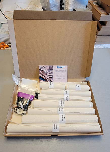 Intérieur de la Box apprentissage kitac "Les Incontournables"